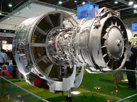 Yaptırımlı uçak motorları tamir ediliyor